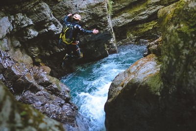 activite Canyon de Montmin - Canyoning à la journée